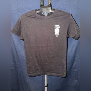 Lurking Class “Turn It Up” Skull Graphic T-Shirt Black Size Small NWOT